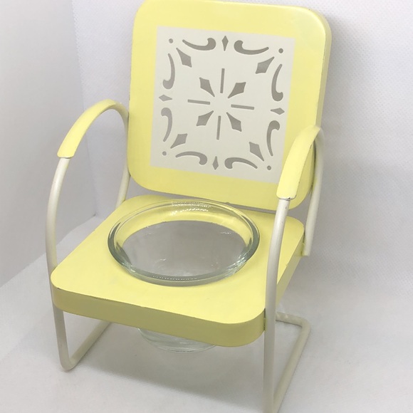 Yankee Candle Beach Chair Tea Light Candle Vintage Metal Pail Yellow & White 💛 - Picture 7 of 7